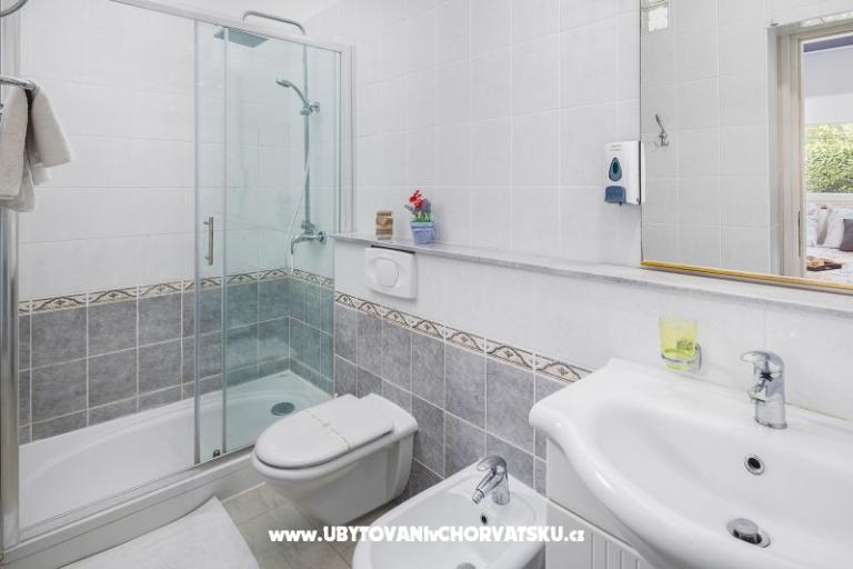 Apartmaji Aida  – foto 17