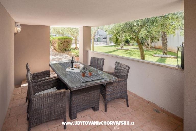 Apartmaji Aida  – foto 6