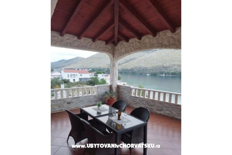 Apartmaji ANTONIA – foto 3