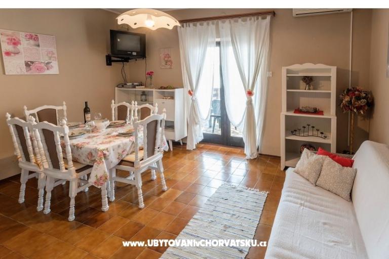Apartmaji Gaćina – foto 14