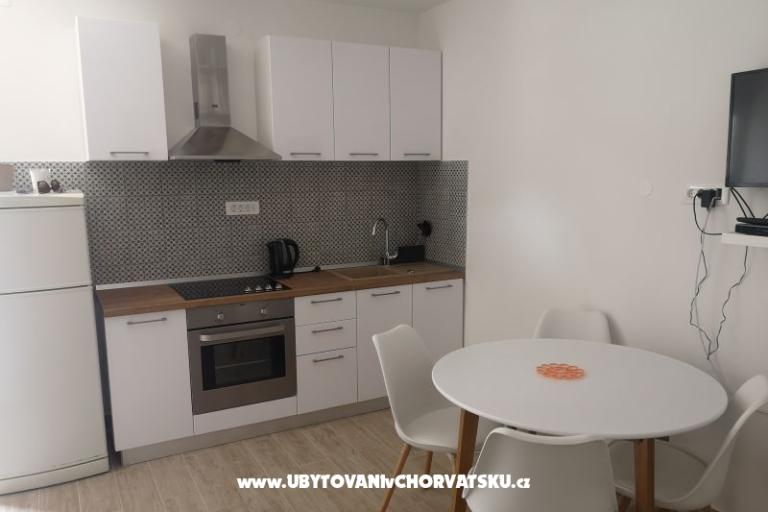 Apartmaji 10 metara od mora – foto 25