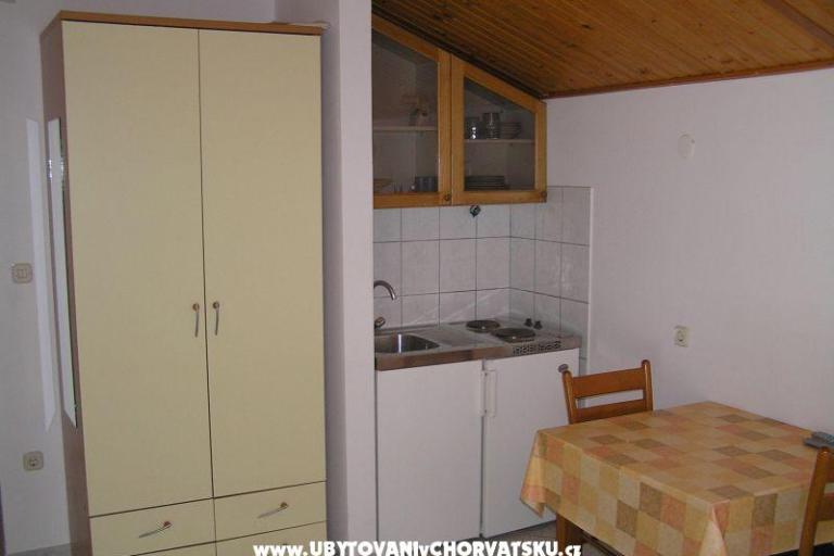 Apartmaji Nada – foto 4