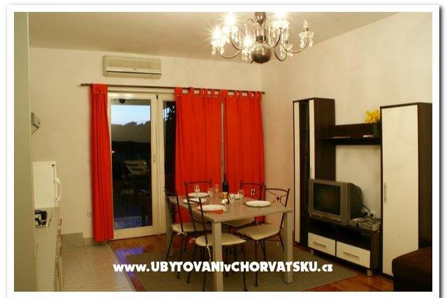 Apartmaji Smiljana – foto 4