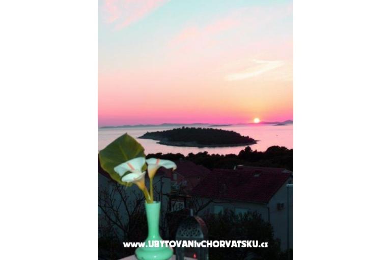 Apartmaji TONĆI I IRIS*** – foto 2