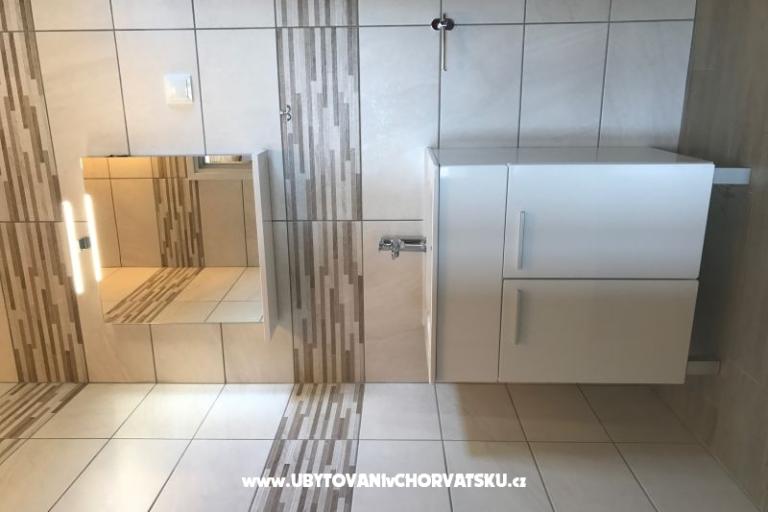Apartma Santa-Marina – foto 12