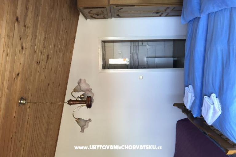Apartma Santa-Marina – foto 17