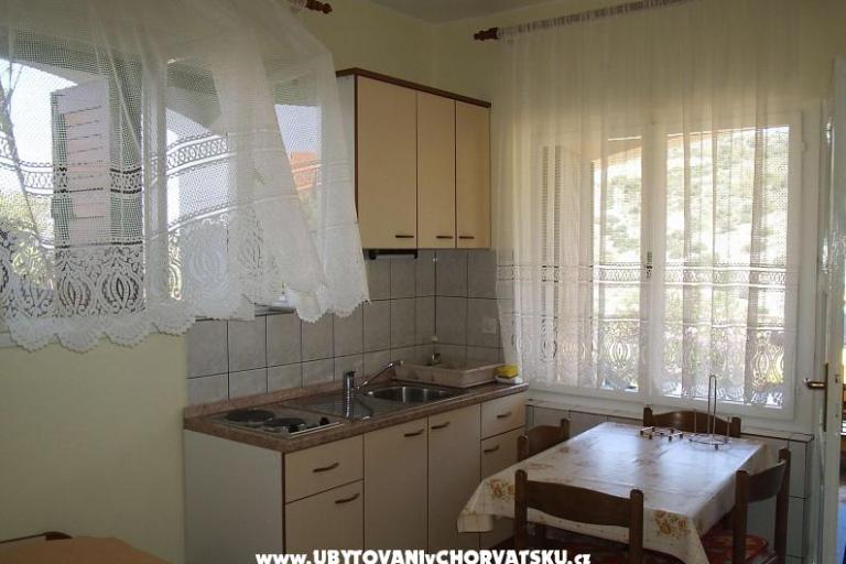 Apartmaji and rooms Mikelin  – foto 3