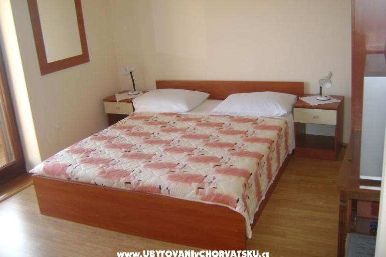 Apartmaji and rooms Mikelin  – foto 7