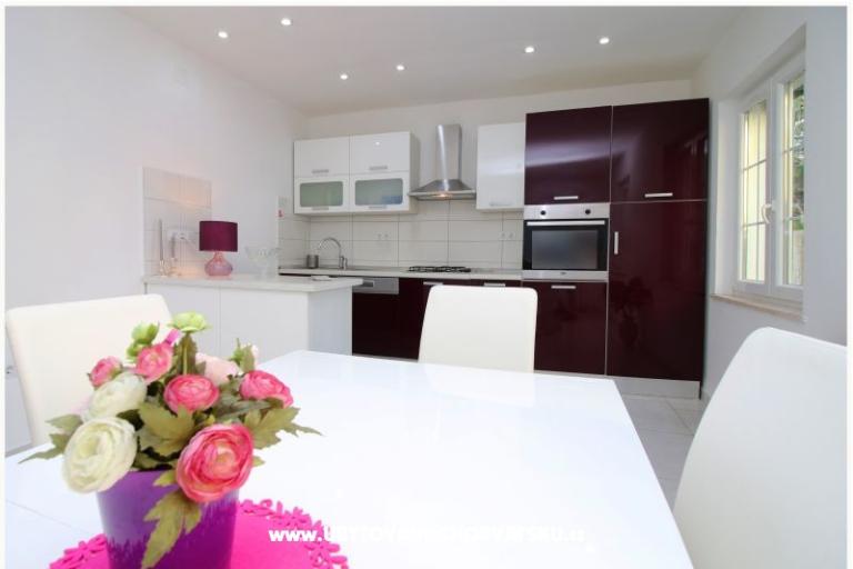 Scorpion Apartmaji – foto 4