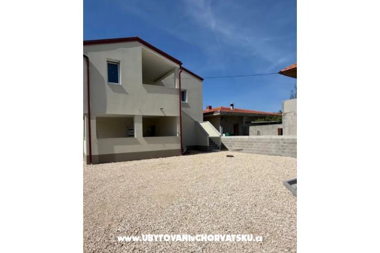 Apartma Solis Privlaka – foto 2