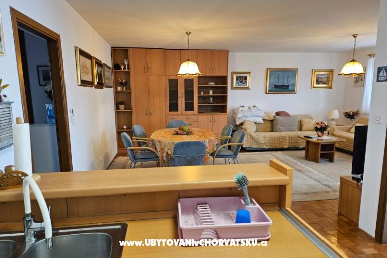 Apartma uz more i plažu – foto 13
