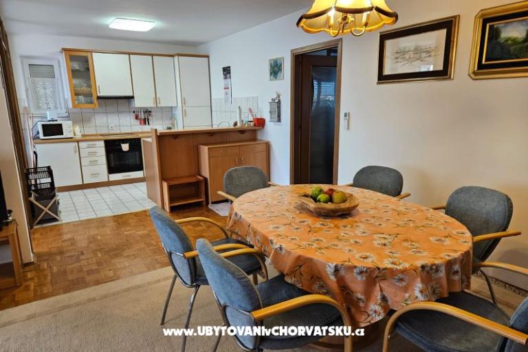 Apartma uz more i plažu – foto 17