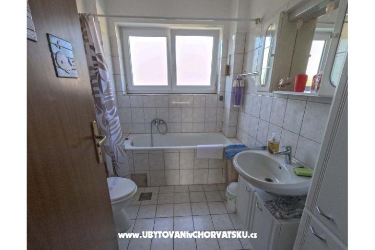 Apartma uz more i plažu – foto 31