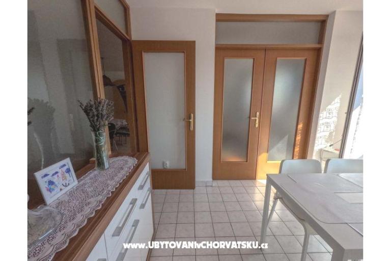 Apartma uz more i plažu – foto 7