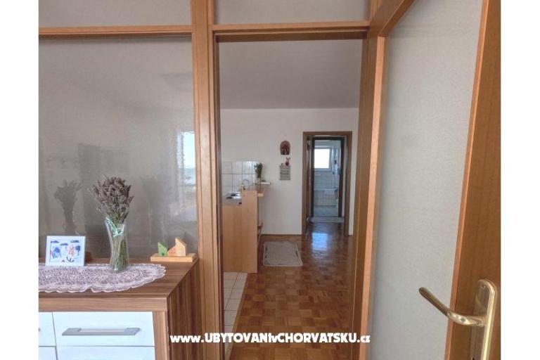 Apartma uz more i plažu – foto 9
