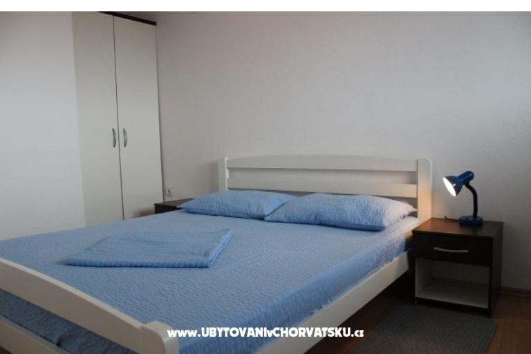 Apartmaji Angelo z bazenom – foto 7
