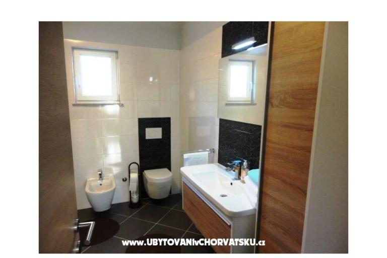 Apartmaji Dora – foto 13