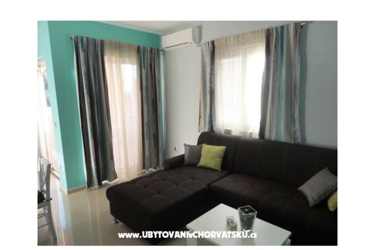 Apartmaji Dora – foto 14