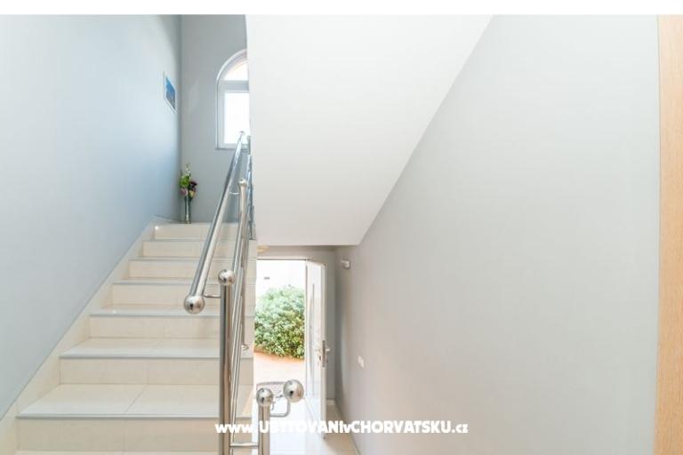 Apartmaji Dora – foto 8