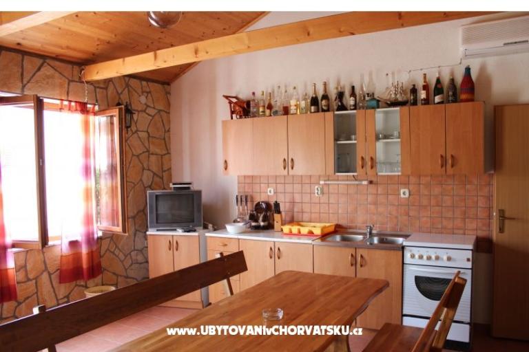 Apartmaji Ive – foto 10