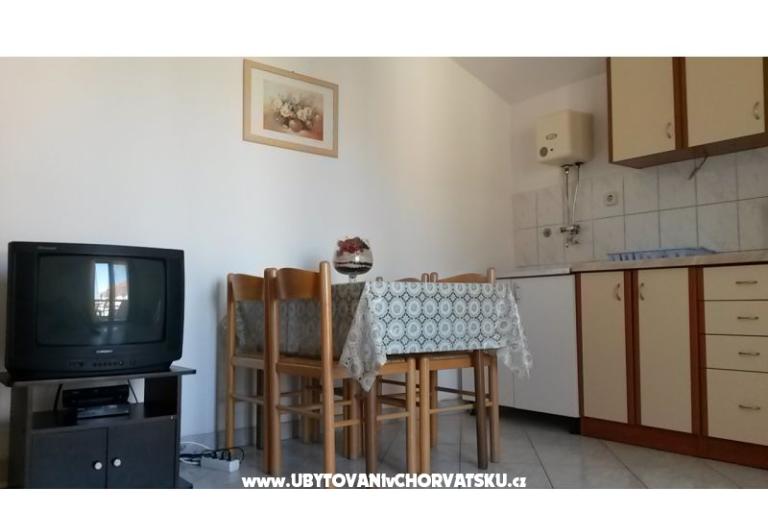 Apartmaji Ive – foto 15