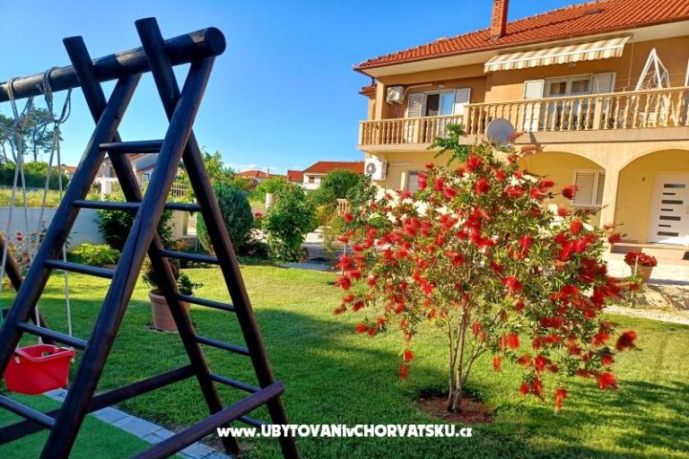Apartmaji Lantana – foto 12