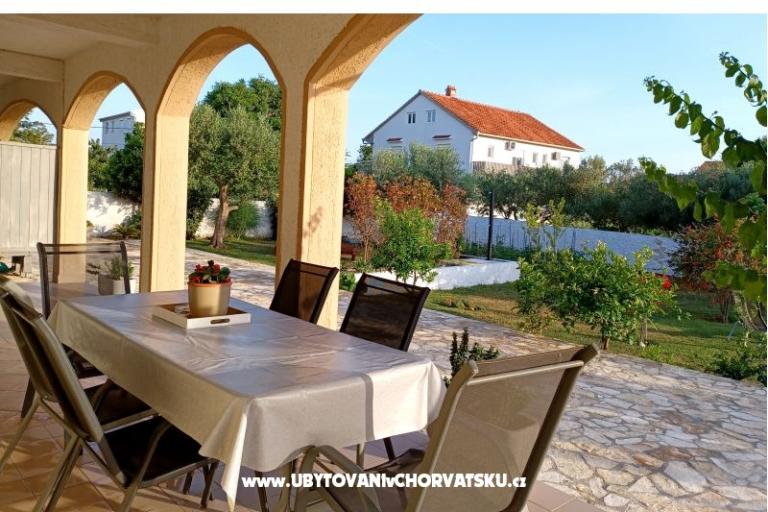 Apartmaji Lantana – foto 3