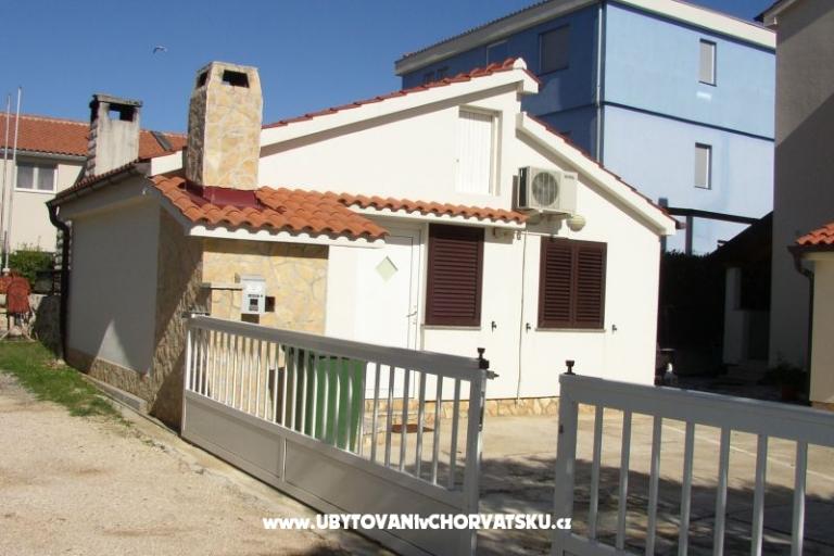 Apartmaji Villa Goga  – foto 12