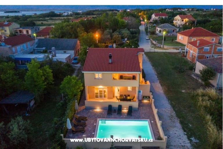 Apartmaji  Nelly – foto 18