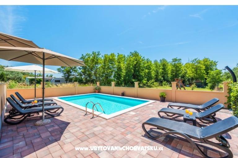 Apartmaji  Nelly – foto 6