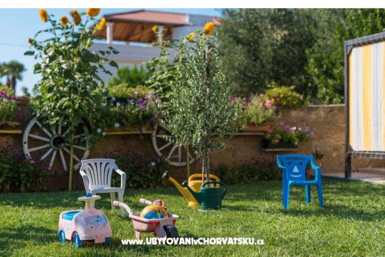 Apartmaji Loznica – foto 11