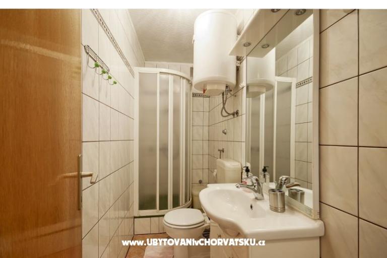 Apartmaji Alexandra – foto 12
