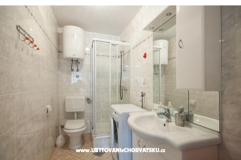 Apartmaji Alexandra – foto 18