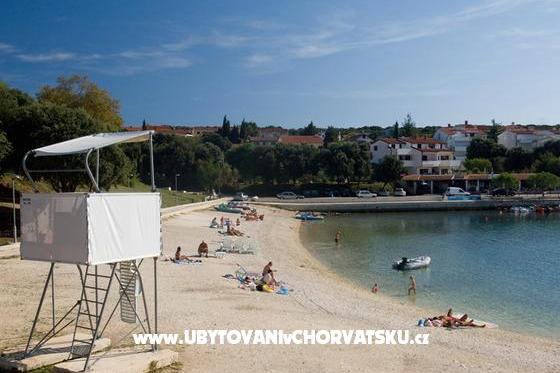 App Pješčana Uvala 200m plaža – foto 8