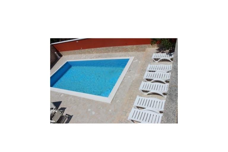 Hiša with swimming pool – foto 15