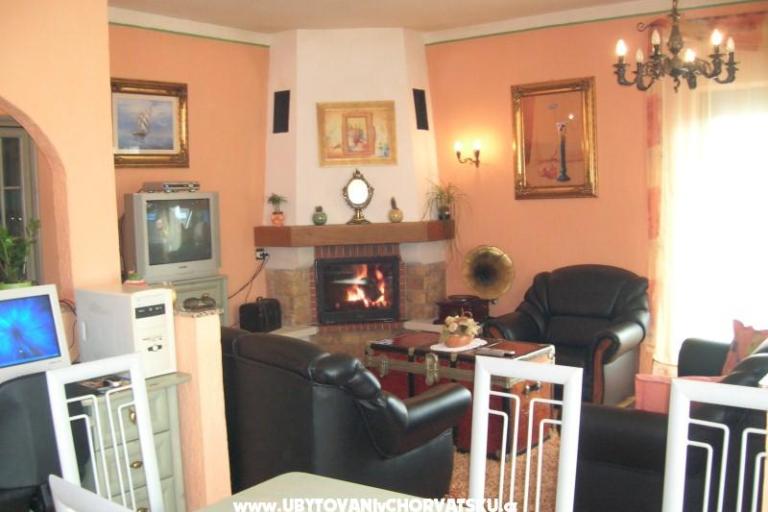 Apartma Hiša Vesna – foto 11
