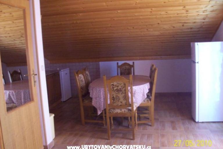 Apartma Hiša Vesna – foto 6