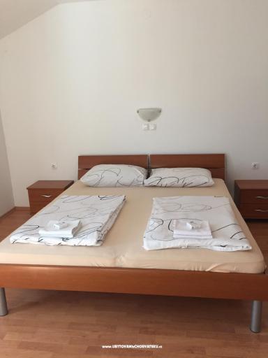 Apartmaji Laura – foto 8