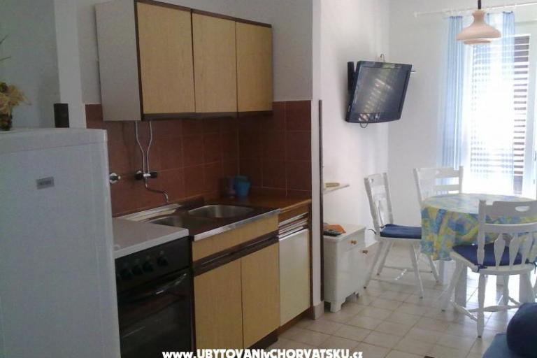 Apartmaji Marija – foto 9