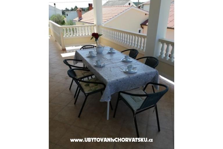 Apartmaji Matusan – foto 11