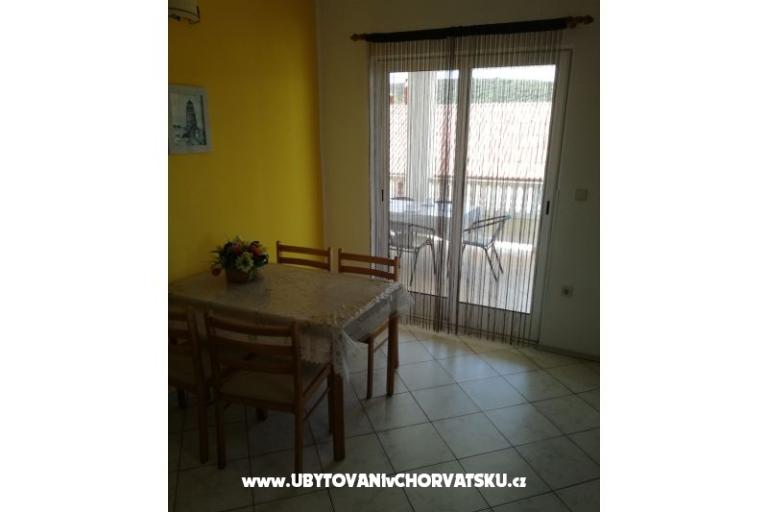 Apartmaji Matusan – foto 15
