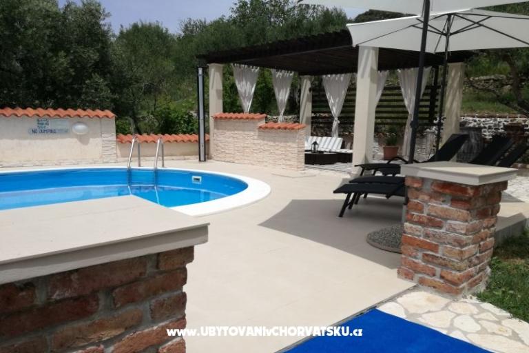 Apartmaji Matusan – foto 16