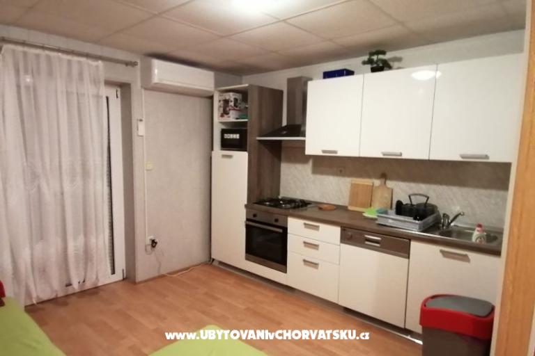 Apartmaji Sindi 1,2           APART – foto 29