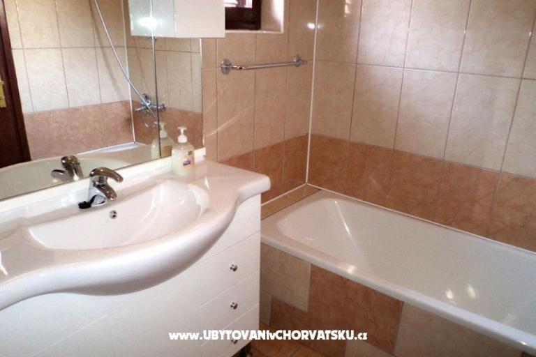 Apartmaji Villa Adriana – foto 7