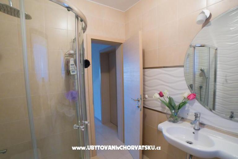 Apartmaji Anamar – foto 6