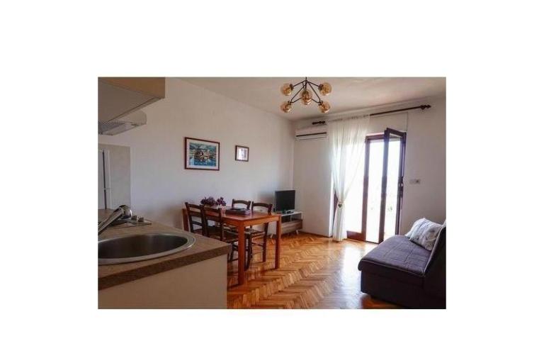 Apartmaji Anny z bazenom – foto 25