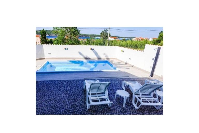 Apartmaji Anny z bazenom – foto 29