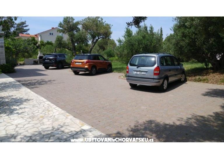 Apartmaji Dora – foto 16