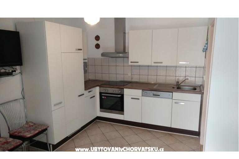 Apartmaji Dora – foto 8