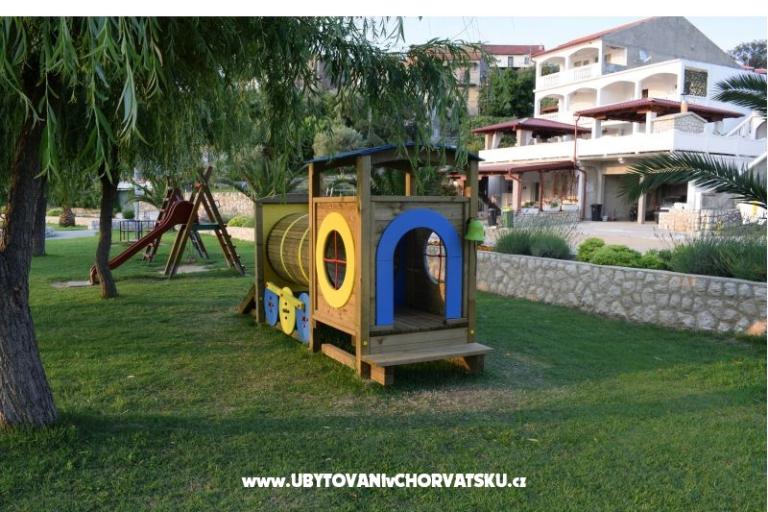 Apartmaji Tommy – foto 12